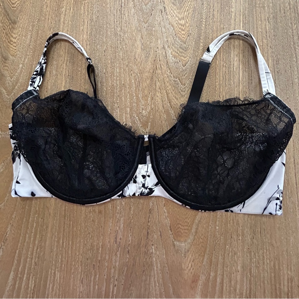 Cacique Balconette lace cup underwire floral Bra 44 DDD